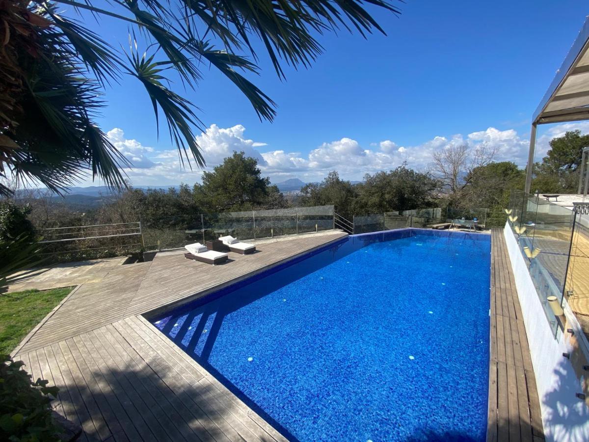 Aya House Hotel La Floresta Pearson ภายนอก รูปภาพ