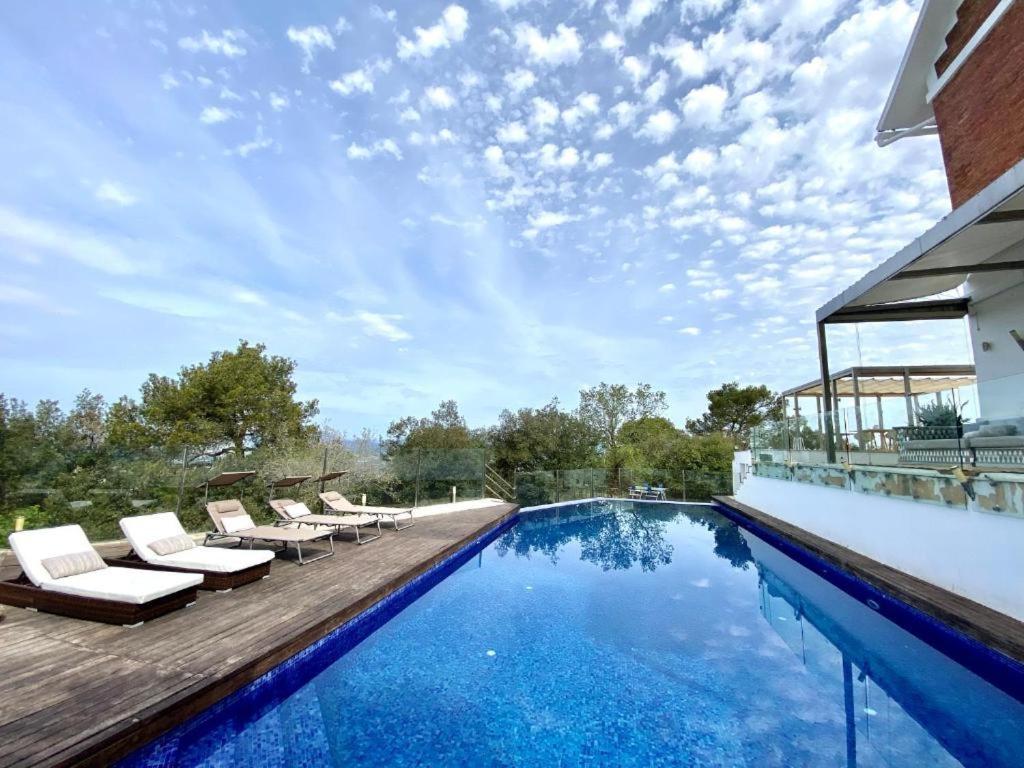 Aya House Hotel La Floresta Pearson ภายนอก รูปภาพ