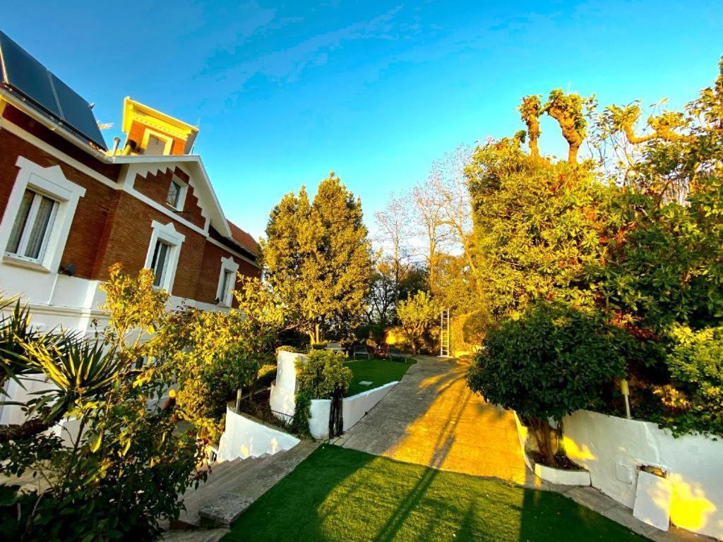 Aya House Hotel La Floresta Pearson ภายนอก รูปภาพ