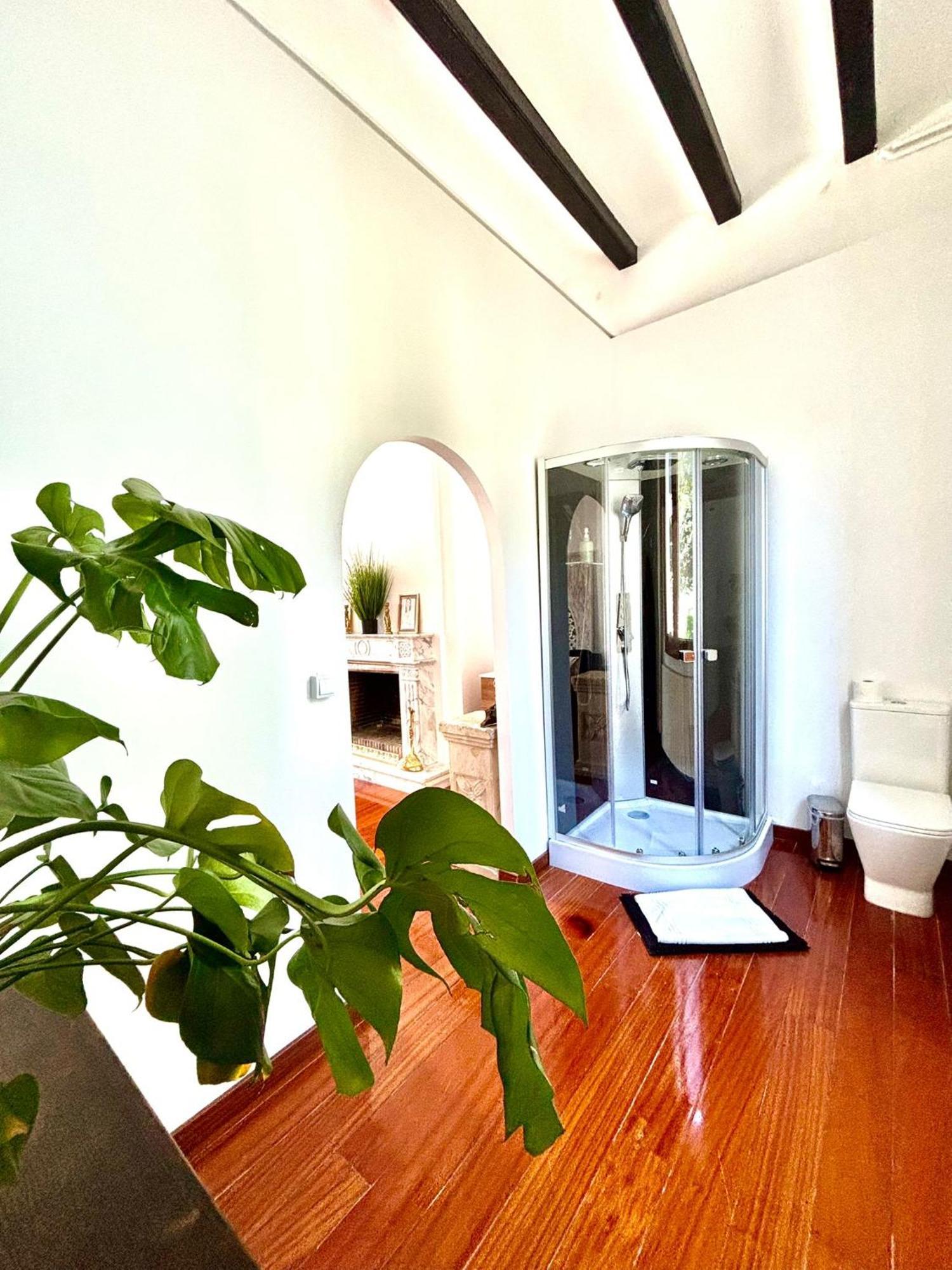 Aya House Hotel La Floresta Pearson ภายนอก รูปภาพ